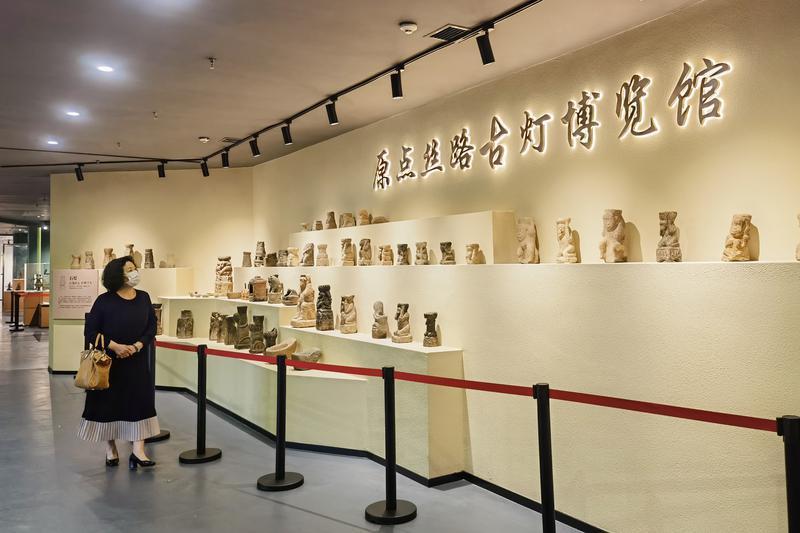 700余件藏品全年免费开放 西安新增一个古灯博览馆