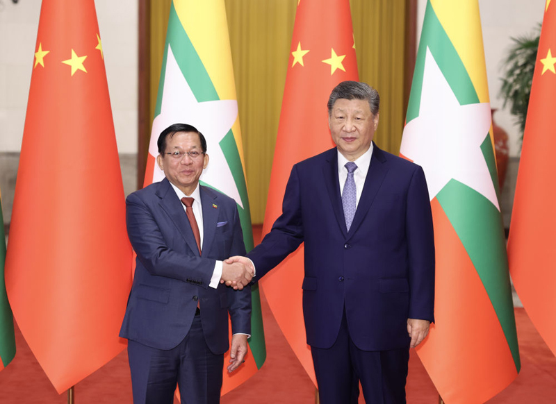 习近平同缅甸总统敏昂莱举行会谈